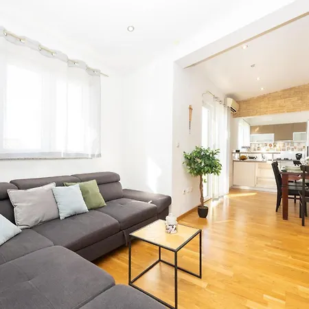 Appartamento 3 Makarska